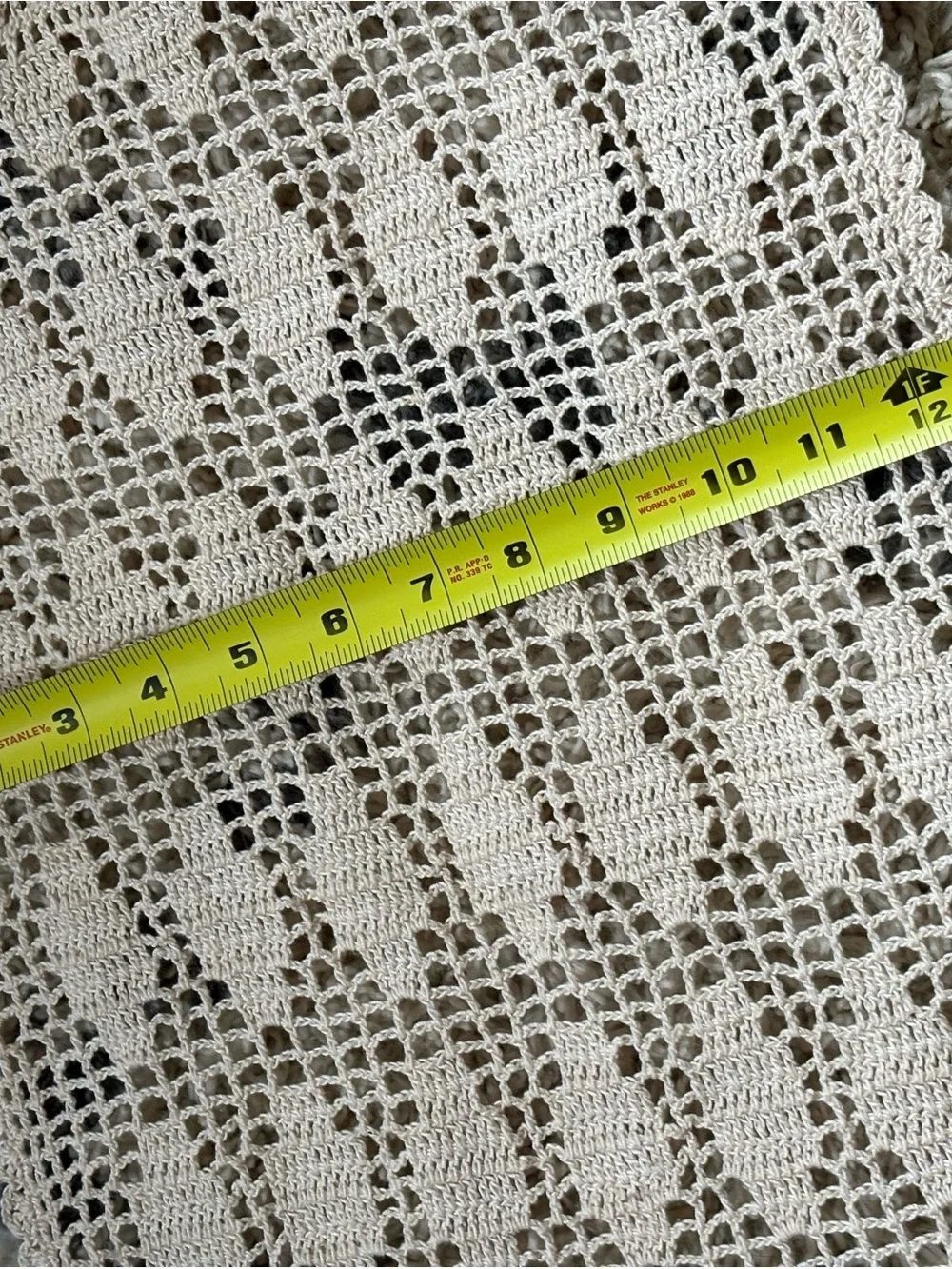 VTG handmade crochet lace table runner features a intricate squared pattern